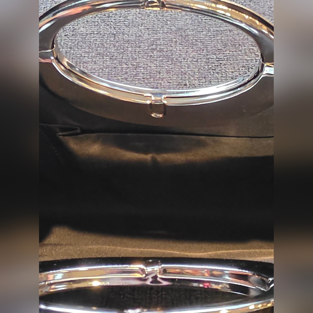 Crossbody Bag With Magnetic Closure - Picture 5 of 5